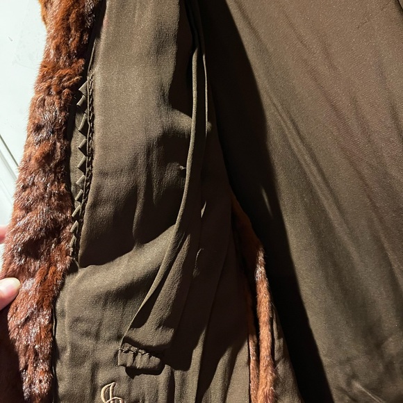 Roberts furs San Francisco - Picture 6 of 7